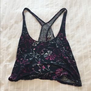 Flowy crop tank with opening in back